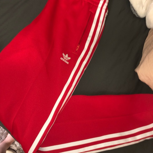 red adidas superstar pants